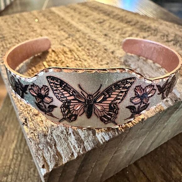 Boho Copper Diamond Cut Elegant Butterfly Cuff Bracelet ,Gift Box - Picture 7 of 7